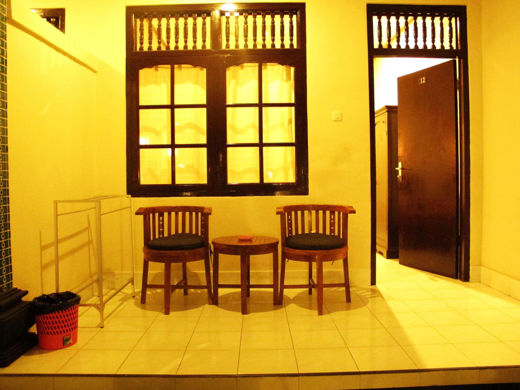 Dkubu Daje 3* Kuta (Bali)